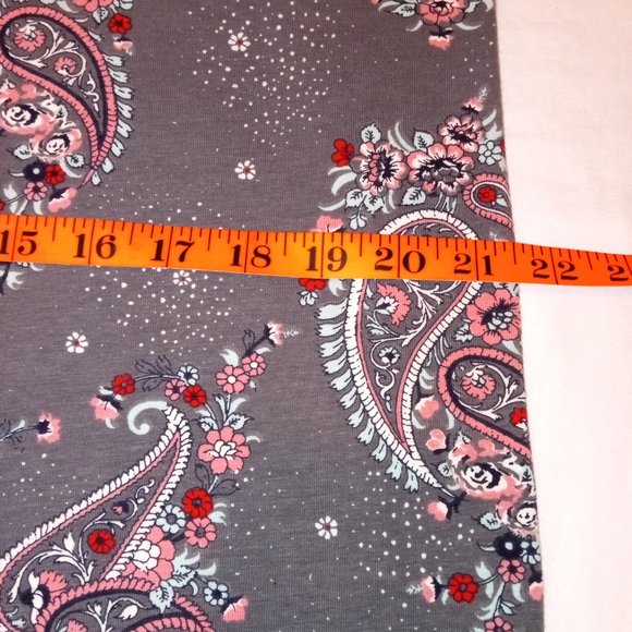 NWT C Est 1946 Brand Gray Paisley Leggings XL - Picture 7 of 9